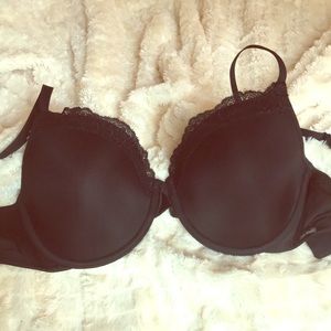 Calvin Klein T-shirt Bra with lace trim
